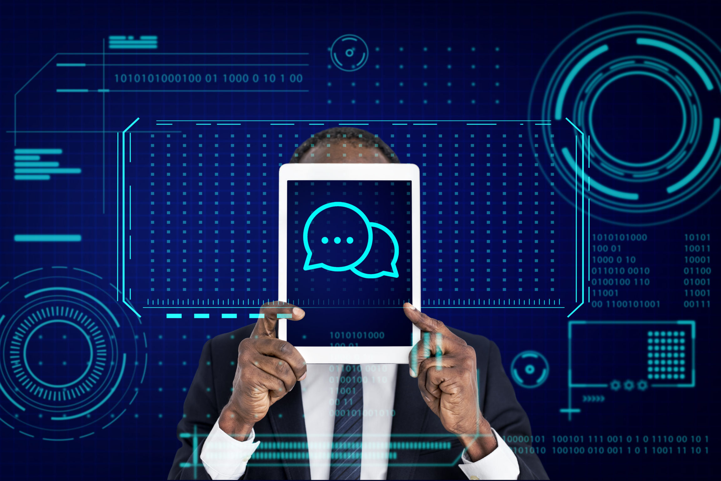 imagen de hombre interactuando con un chat de inteligencia artificial